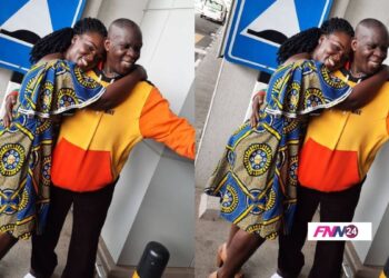 Tima Kumkum reunites with her father