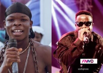 Ay Poyoo battles Sarkodie