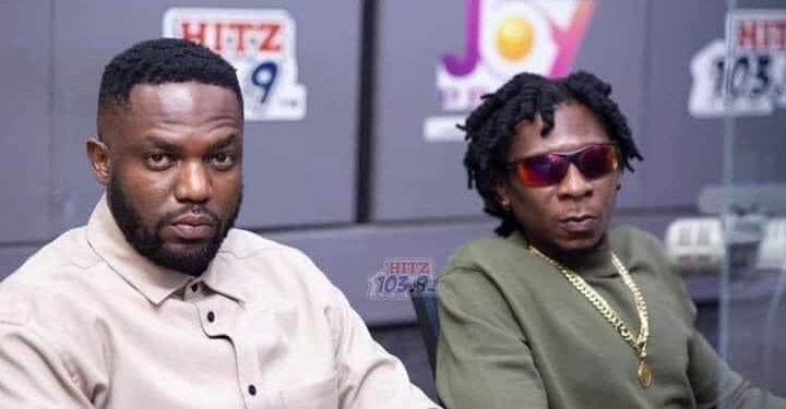 We won’t k!ll ourselves because of Awards – R2BEES take a dig at Shatta and Stonebwoy
