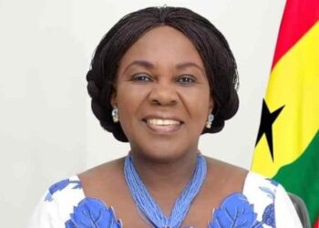 Cecilia Dapaah’s in-law reportedly shared $10,000 to passengers on a plane