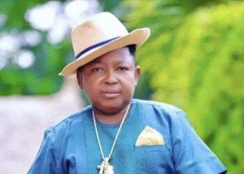 VIDEO: John Mahama gives aged kumawood actors Ghs1000 every month – Wayosi reveal