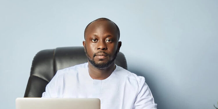 Mr. Patrick Mensah Nartey lauds Mayor of Accra, urges young ladies to emulate her