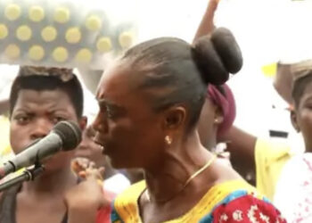 VIDEO: You learned from a bad driver so go and sleep – Winneba residents fire Dr. Bawumia