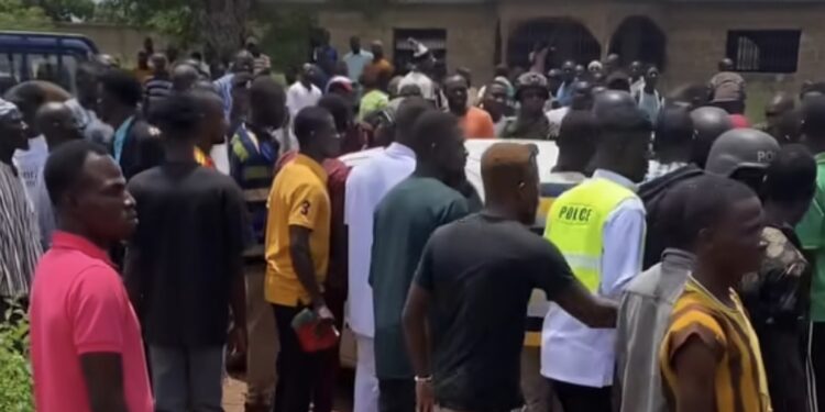 Ballot boxes snatched in a chaotic election during NPP primaries re-run at Walewale – VIDEO