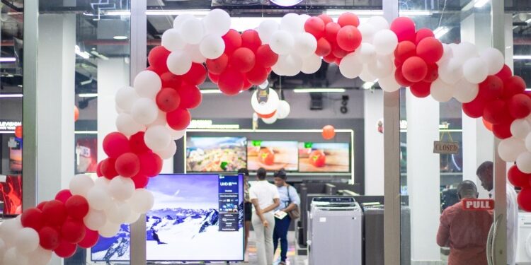 Electromart Ghana Opens New Showroom In Oxford Street Mall