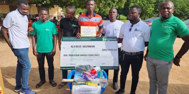 GILCOM Agribusiness Firm Awards “Enterprising Youth In Rice Production” At Farmer’s Day Celebration