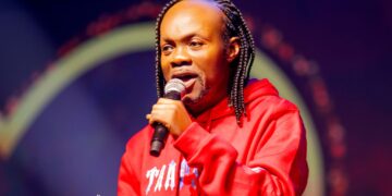 Ghana Drunkards Association supports the funeral of the late Daddy Lumba with Ghs10,000